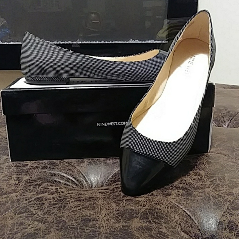💗💗NINE WEST*8.5 Black & White*Polka Dot*Flats
